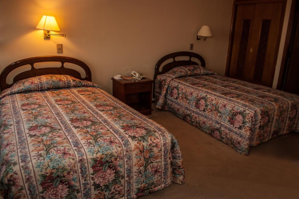 Hotel Lido Санта-Крус-де-ла-Сьерра Экстерьер фото