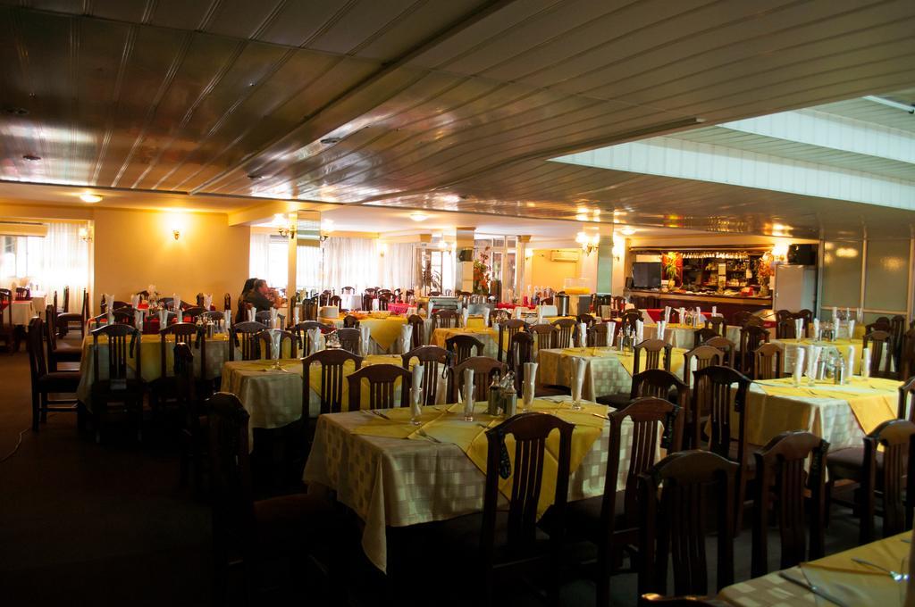 Hotel Lido Санта-Крус-де-ла-Сьерра Экстерьер фото